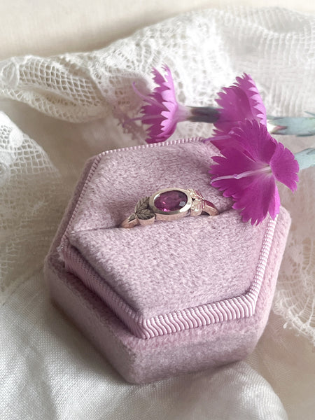 10k Yellow Gold and Tourmaline Ring with engraved leaves